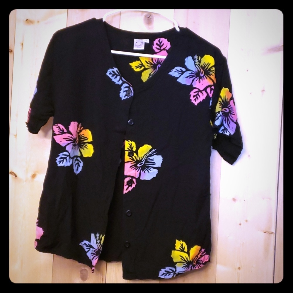 Hawaiian Button Up Shirt